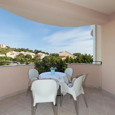Mariza Apartment Tucepi