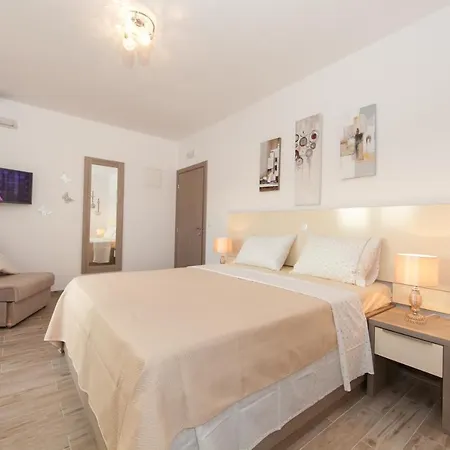 Apartment Mariza